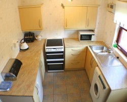 Cairngorm Holiday Bungalows, Coire Mhor - kitchen